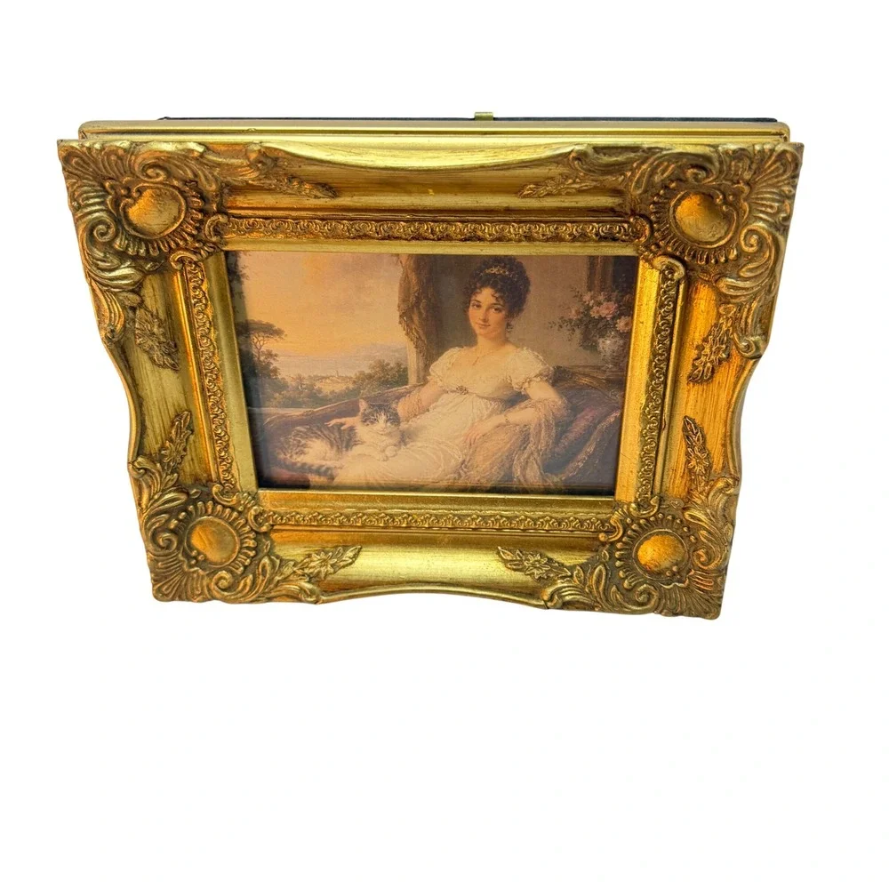 Vintage Ornate Gold 8x10 Frame Holds 5x7 Photo Baroque Victorian Decor